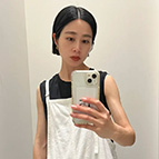 nami 身長156cm ｜【2026年最新】大人女子のシャツコーデ15選｜ストライプクラブ